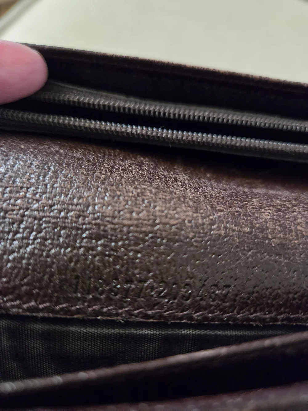 Gucci Beige Canvas Wallet with Brown GG Monogram - Picture 8 of 14